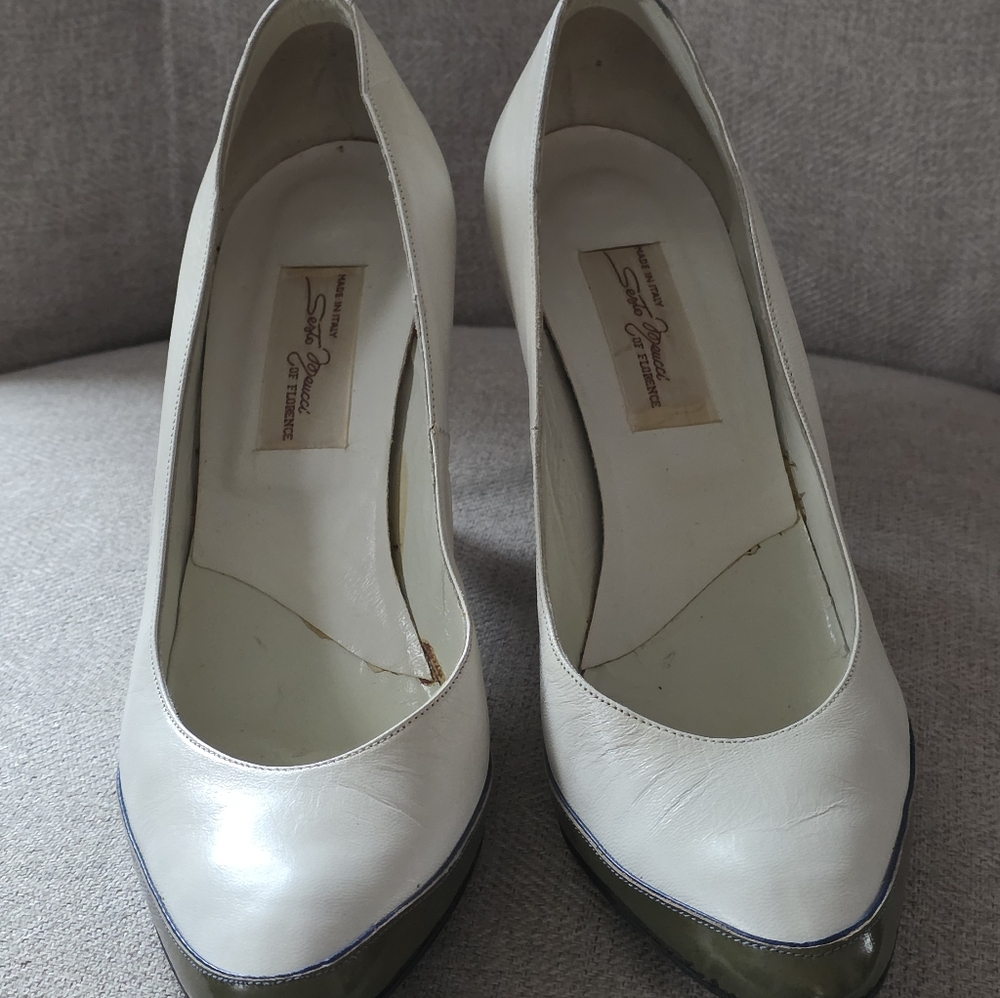 Sesto Meucci Elegant Gray and Black Heels - Picture 10 of 16